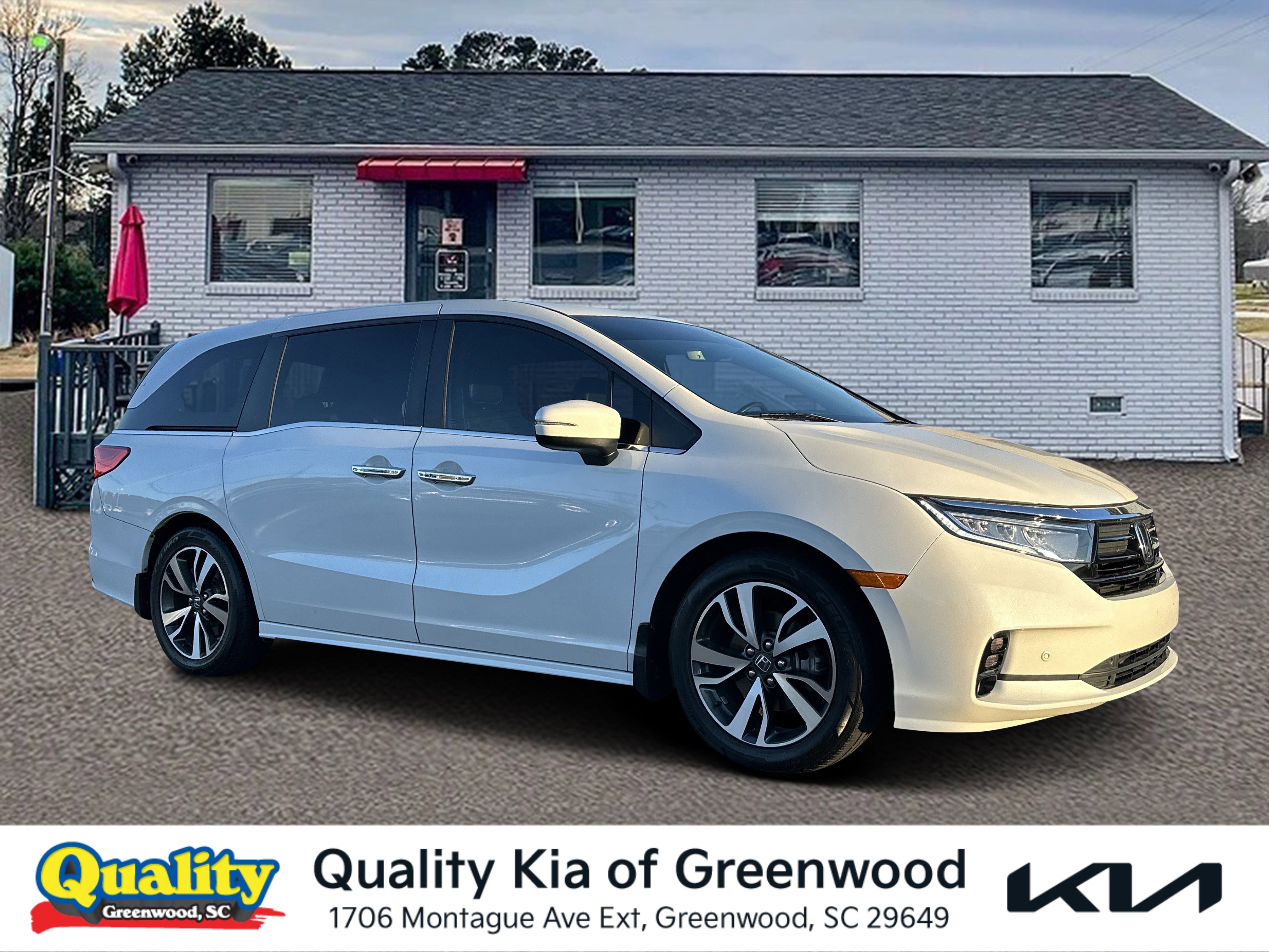 2021 Honda Odyssey Touring's photo