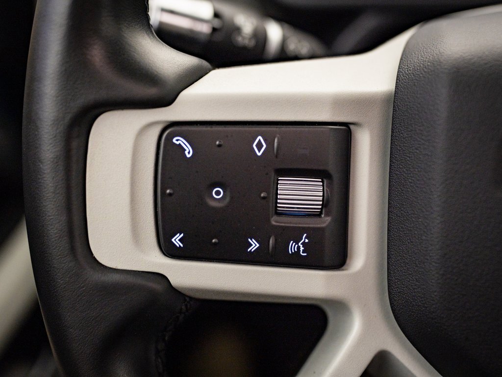 2022 Land Rover Defender 90 X-Dynamic S photo 23