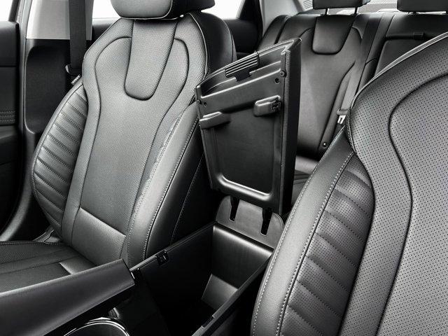 2025 Hyundai Elantra Limited photo 17