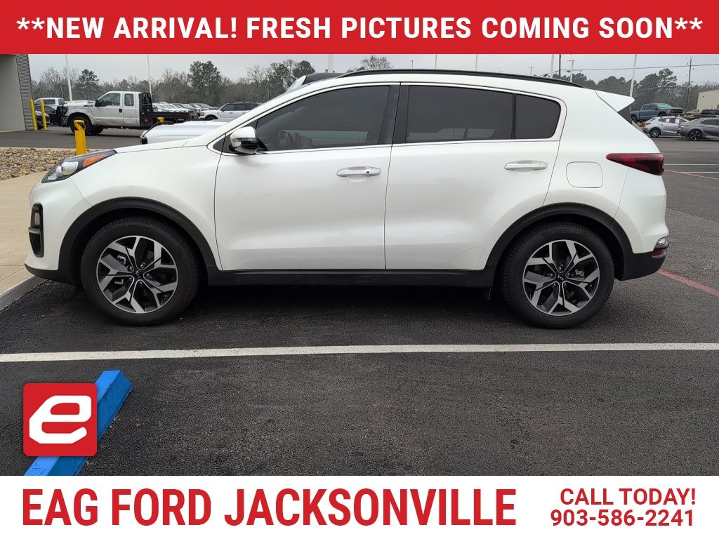 2022 Kia Sportage EX's photo