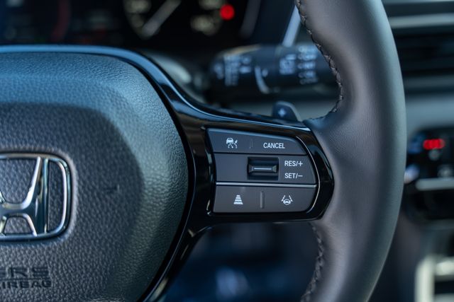 2025 Honda Pilot Touring photo 23