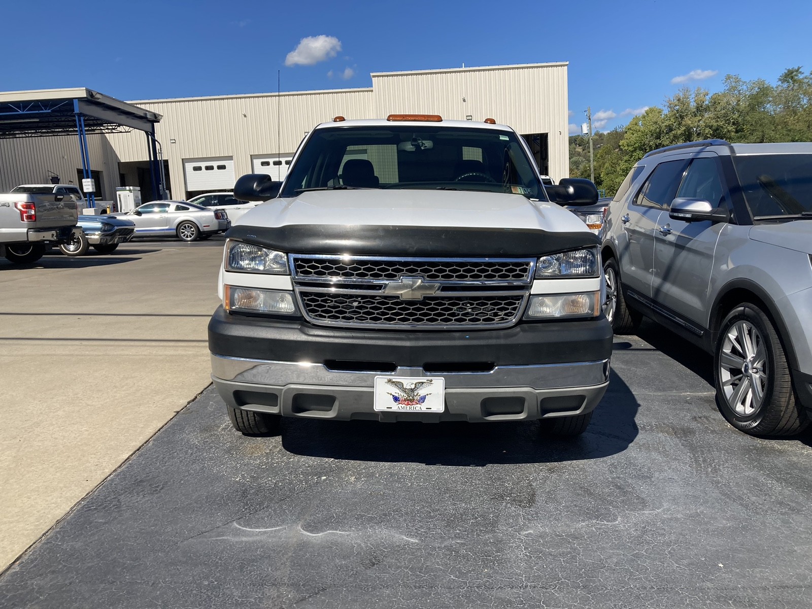 2005 Chevrolet Silverado 3500HD LS photo 3