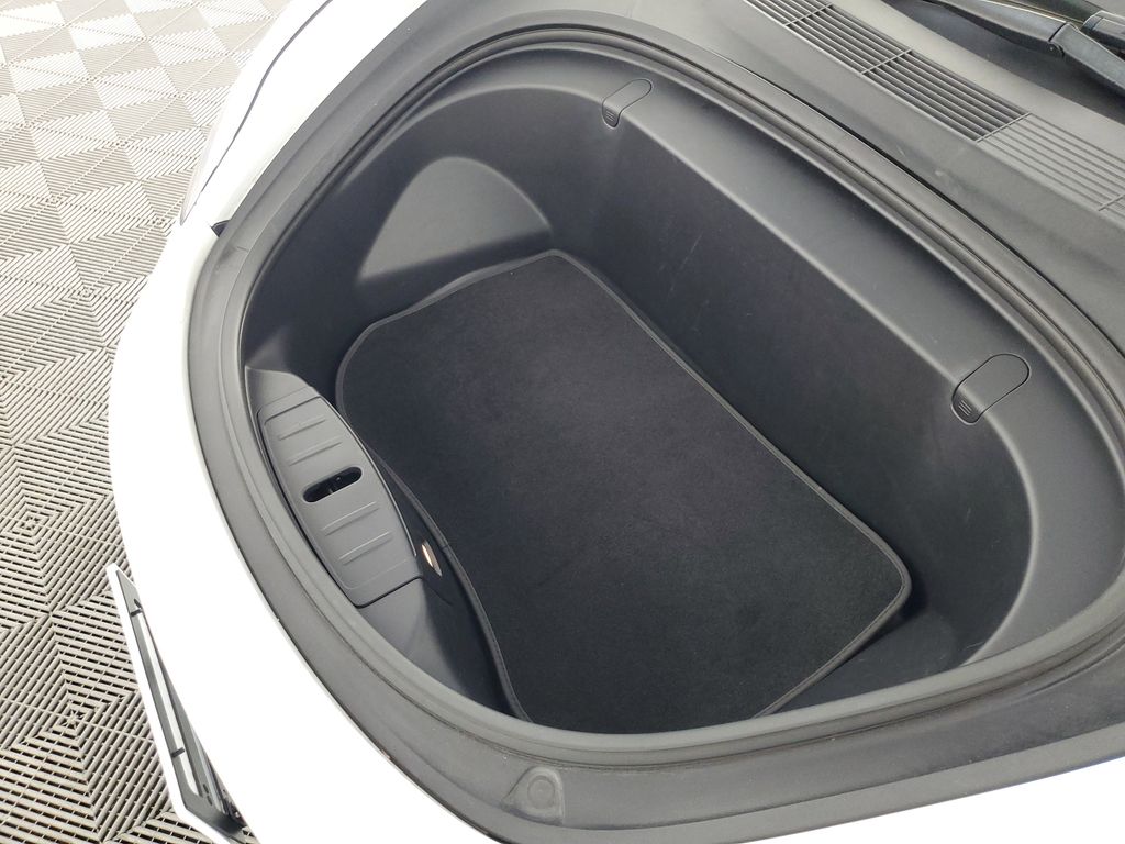 2018 Tesla Model 3 Long Range photo 26