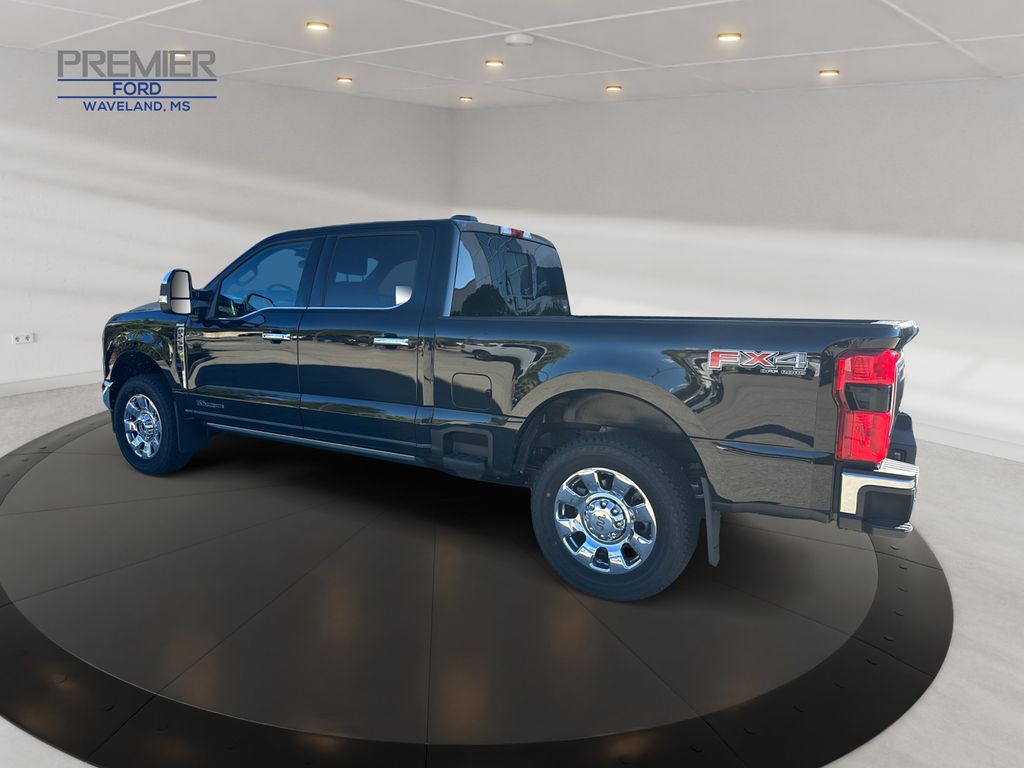 2025 Ford F-250 King Ranch photo 3