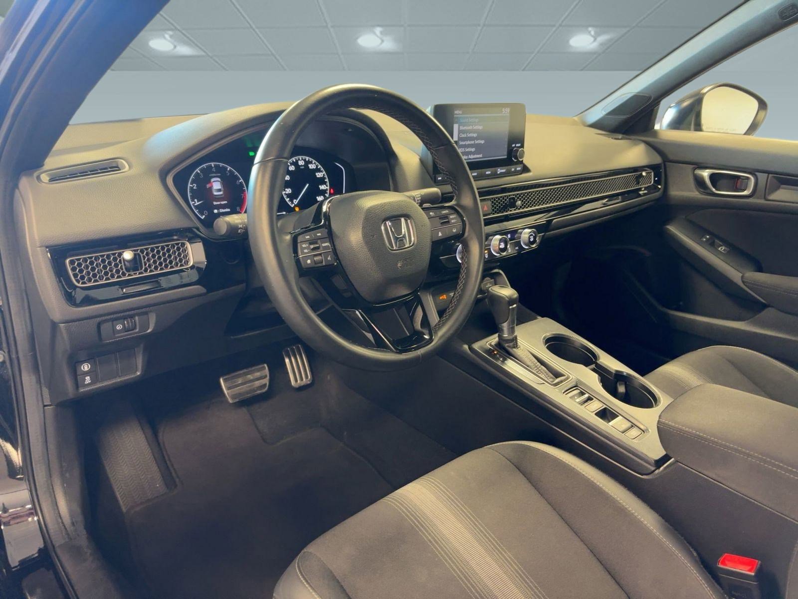 2024 Honda Civic Sport photo 3