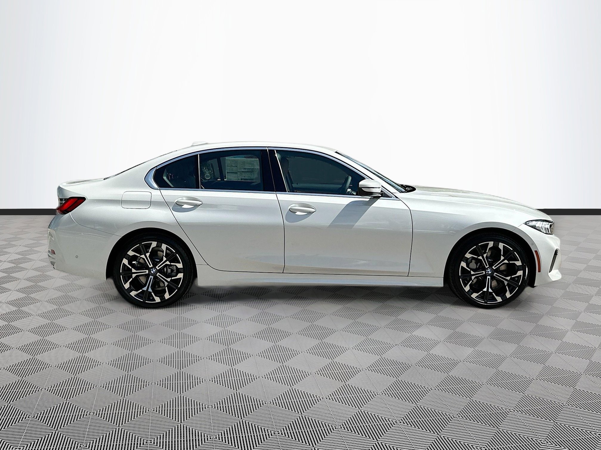 2025 Bmw 330i photo 8