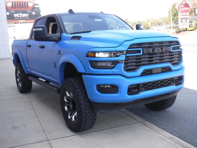 2025 Ram 2500 Big Horn photo 7