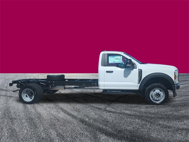 2025 Ford F-450 XL photo 2