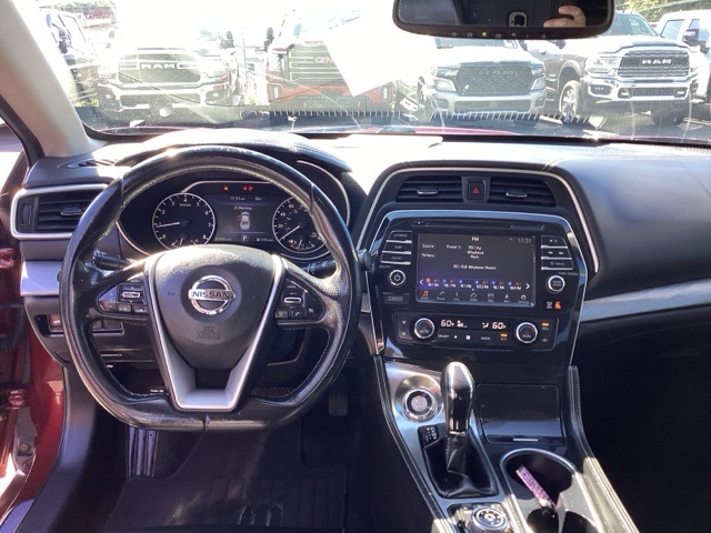 2018 Nissan Maxima SV photo 17