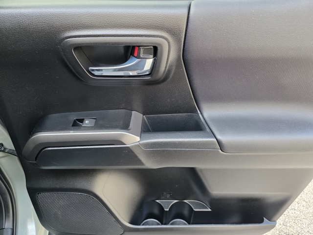 2023 Toyota Tacoma TRD Sport photo 11