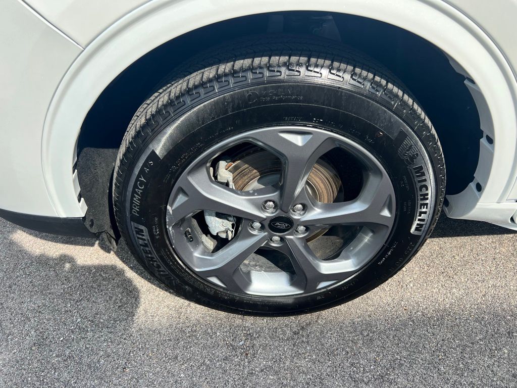 2024 Ford Escape Hybrid ST-Line Select photo 39