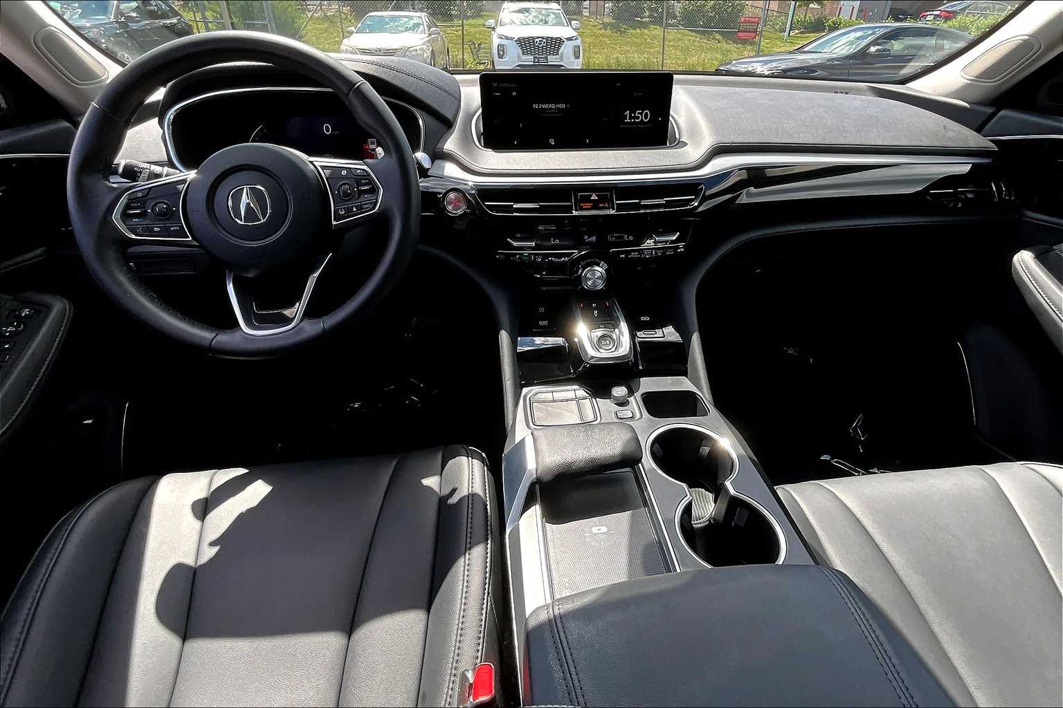 2023 Acura MDX SH-AWD photo 12