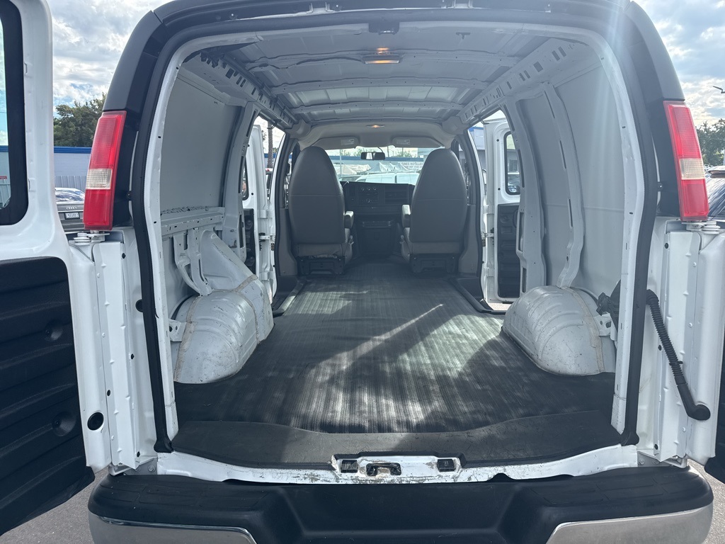 2014 Chevrolet Express 1500 Work Van photo 11