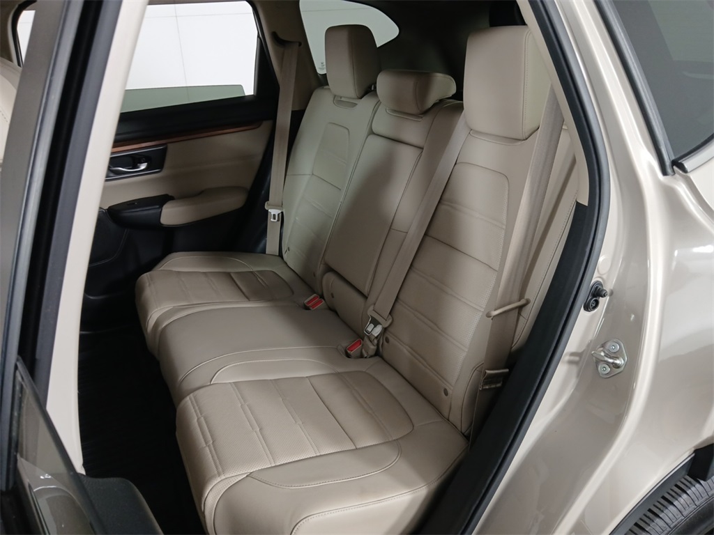 2017 Honda CR-V Touring photo 16