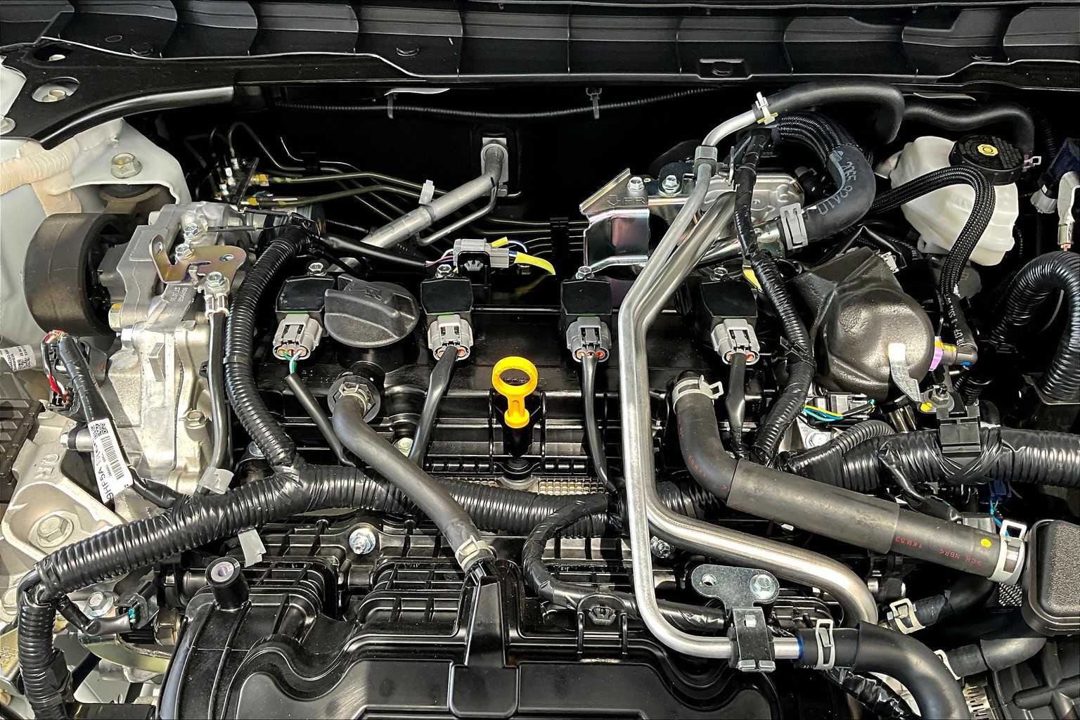 2025 Nissan Altima SR photo 14