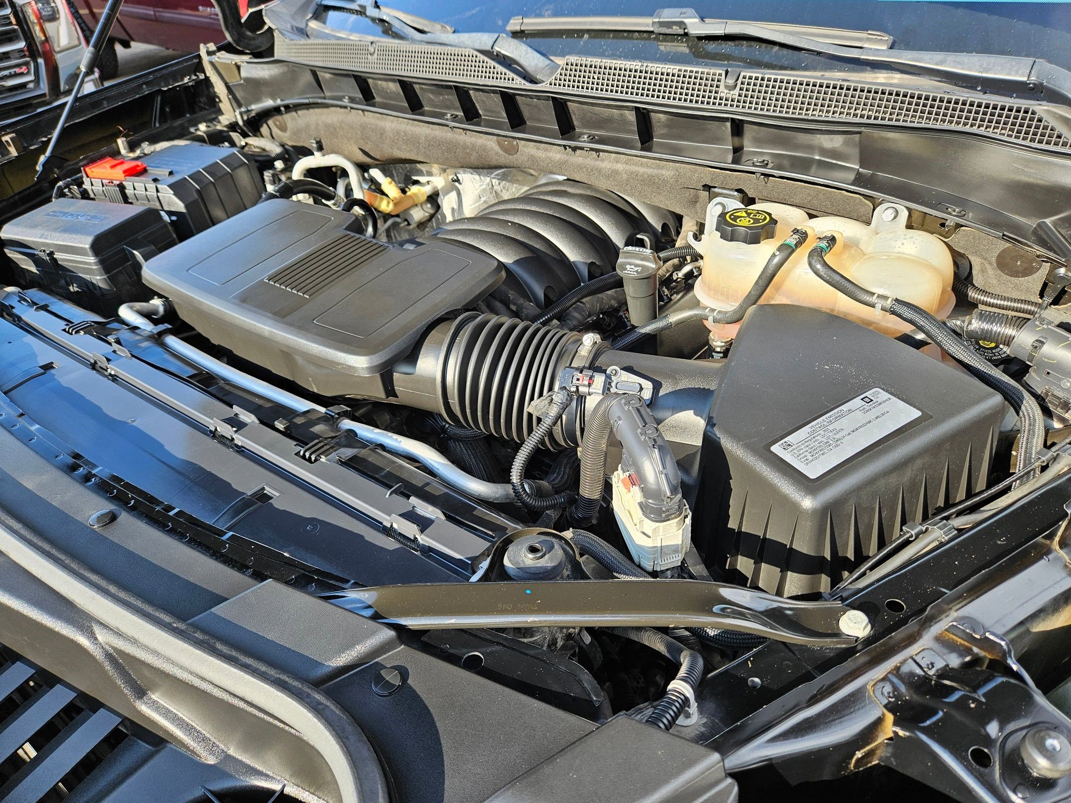 2021 Chevrolet Tahoe LT photo 32