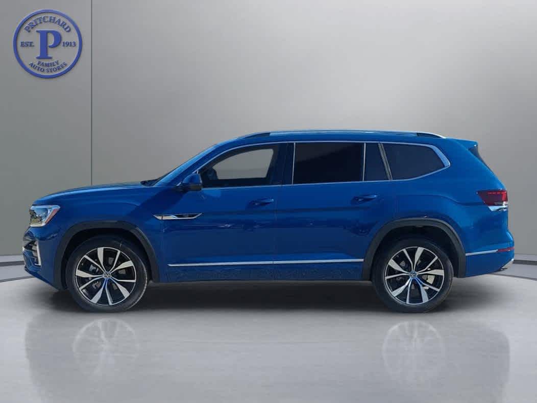 2025 Volkswagen Atlas SEL Premium R-Line photo 2