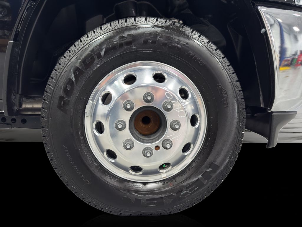 2025 Ram 3500 Tradesman photo 17