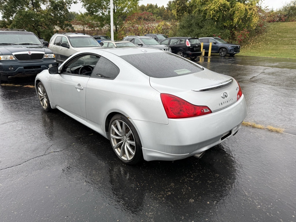 Used 2008 INFINITI G 37 Journey with VIN JNKCV64E68M108617 for sale in Brighton, MI
