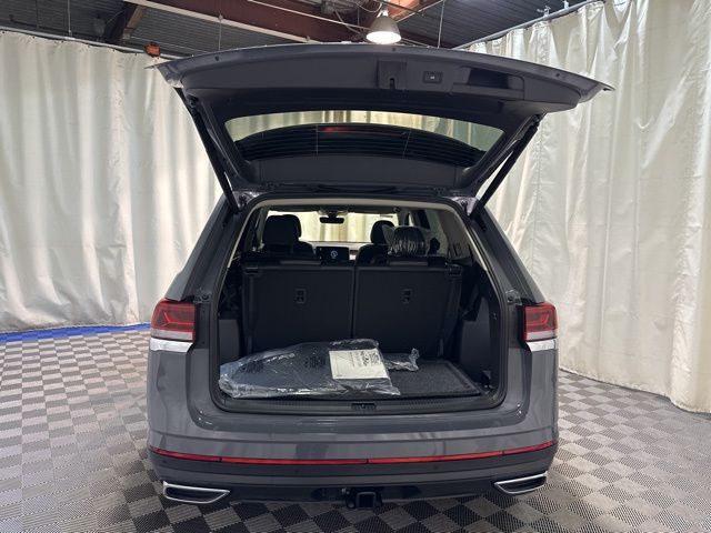 2026 Volkswagen Atlas SE Technology photo 35