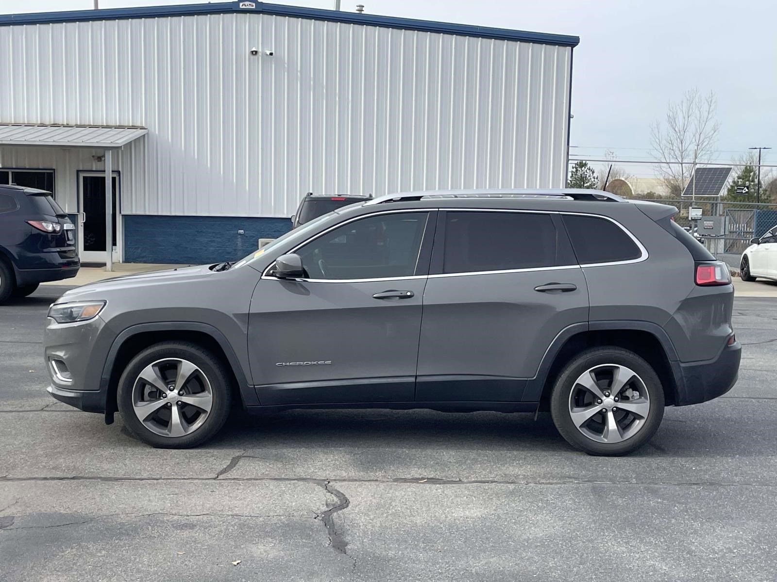 2020 Jeep Cherokee Limited photo 4