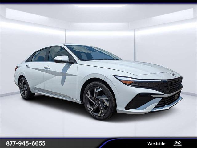 2025 Hyundai Elantra Limited's photo