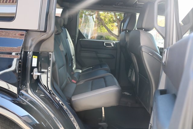 2025 Ford Bronco Outer Banks photo 23