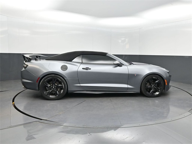 2019 Chevrolet Camaro 2SS photo 24