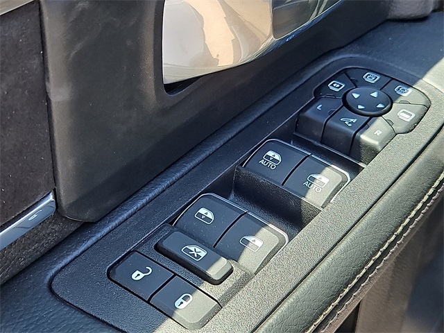 2025 Ram 2500 Laramie photo 12