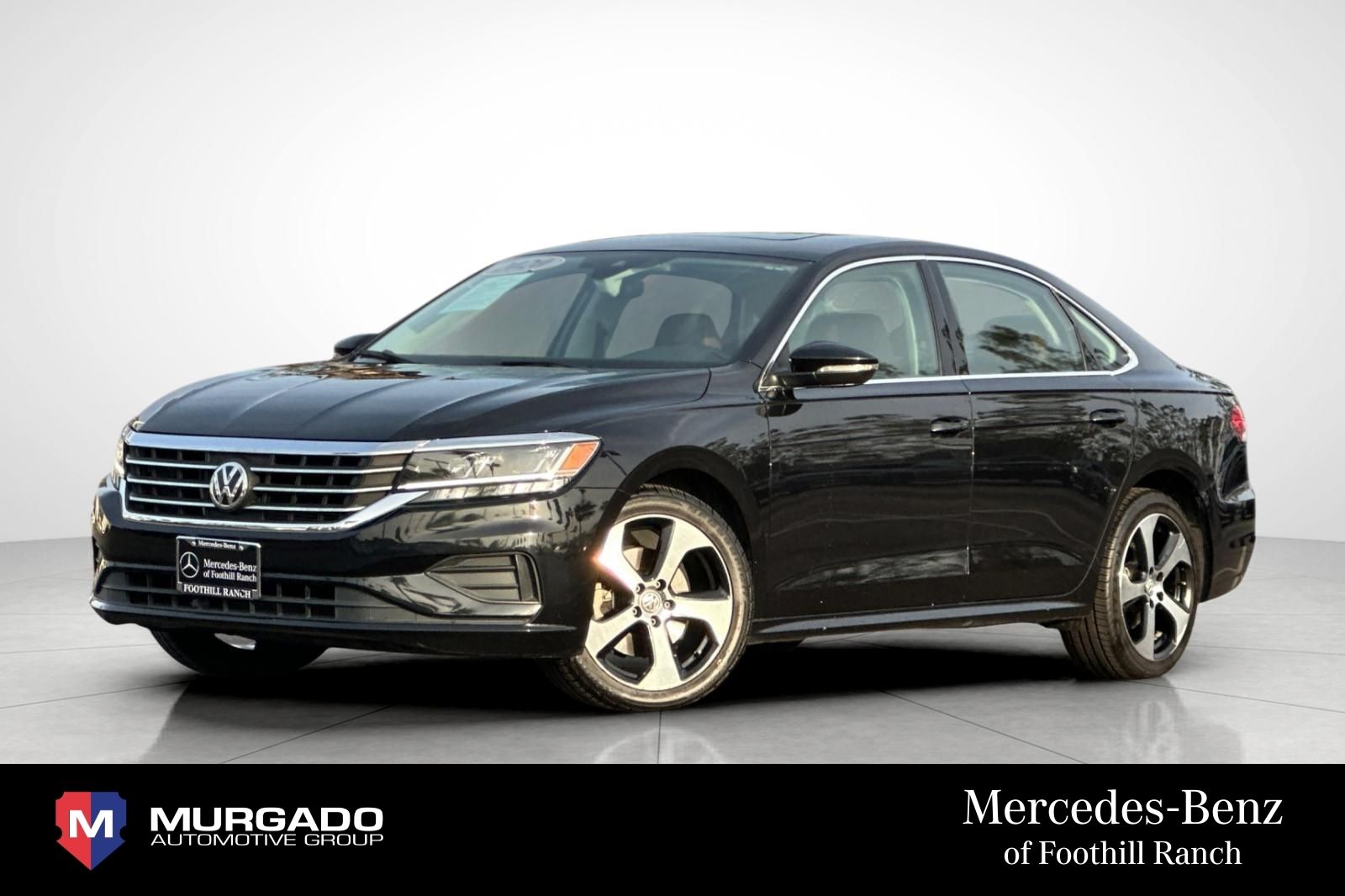 2020 Volkswagen Passat SE's photo