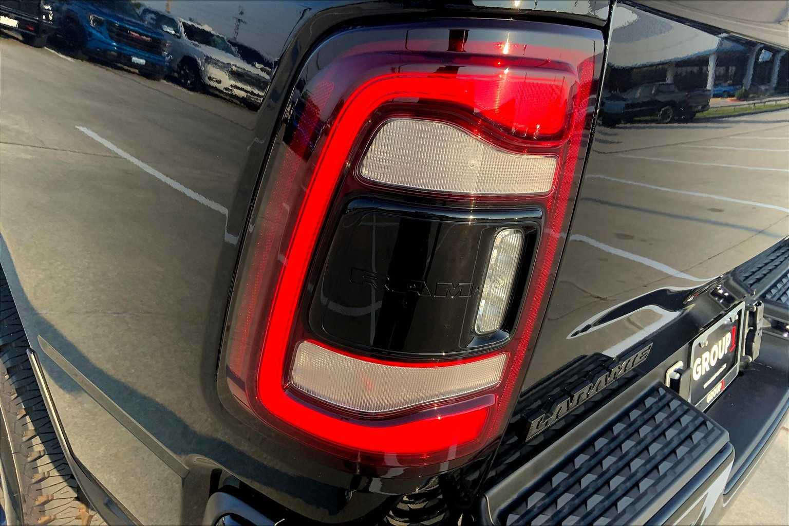 2024 Ram 3500 Laramie photo 25