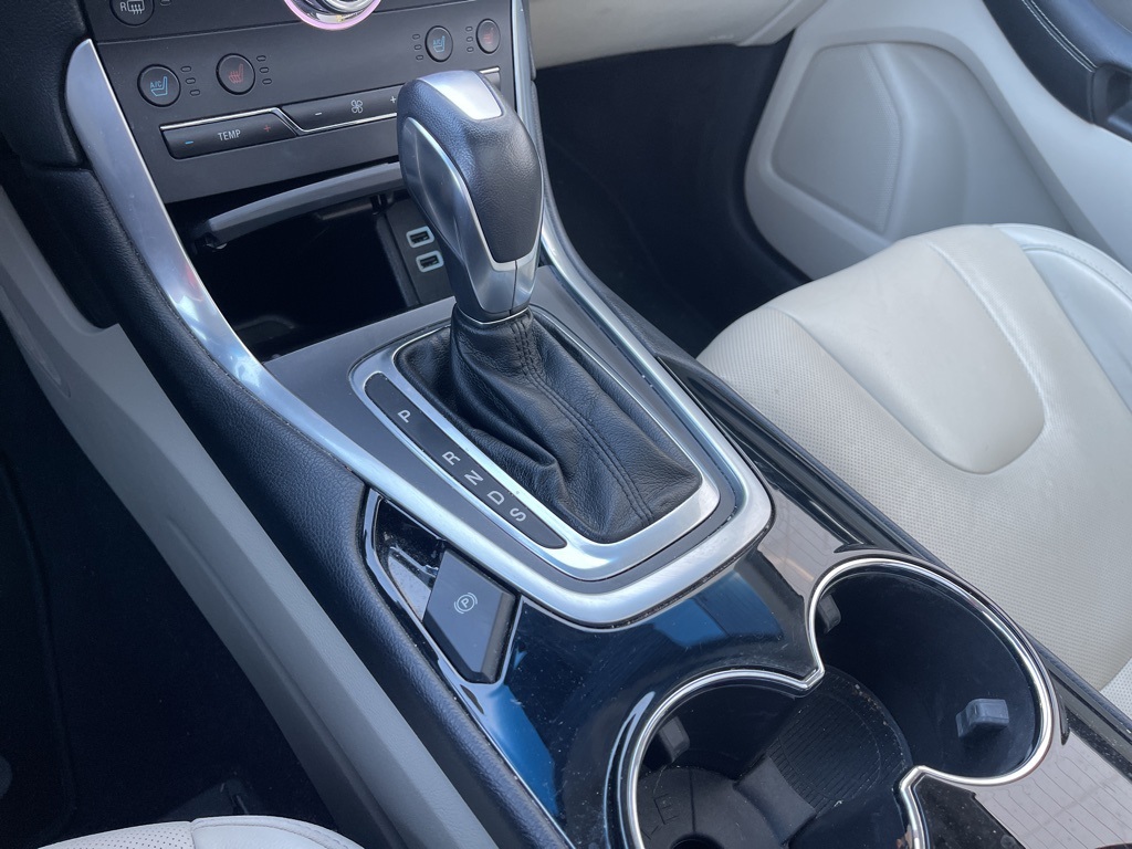 2017 Ford Edge Titanium photo 7