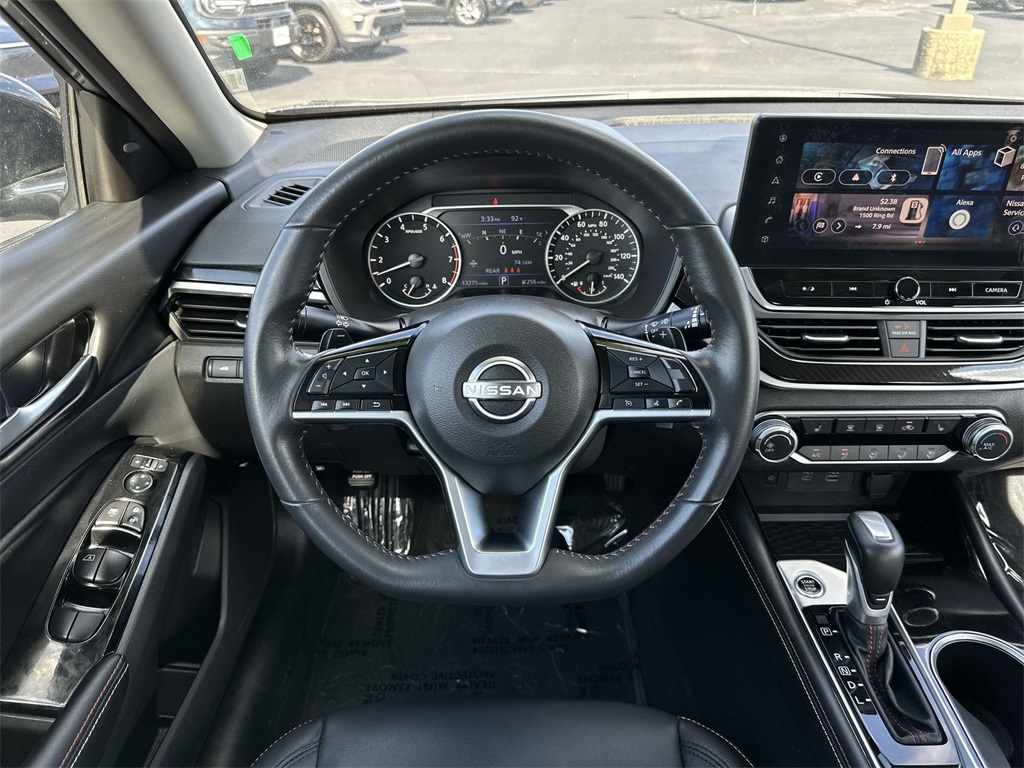 2024 Nissan Altima 2.5 SR photo 14