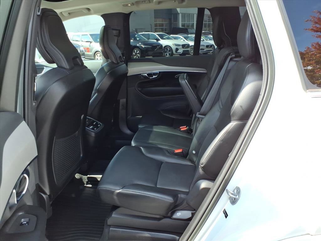 2023 Volvo XC90 Core photo 12