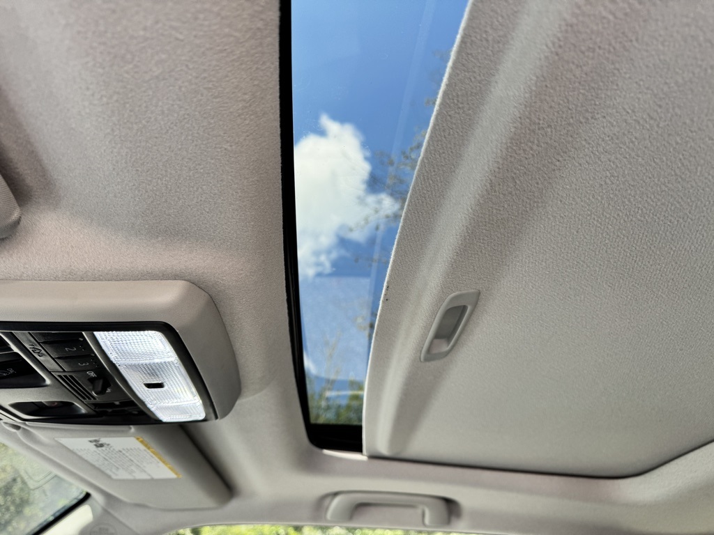 2021 Toyota 4Runner SR5 Premium photo 26