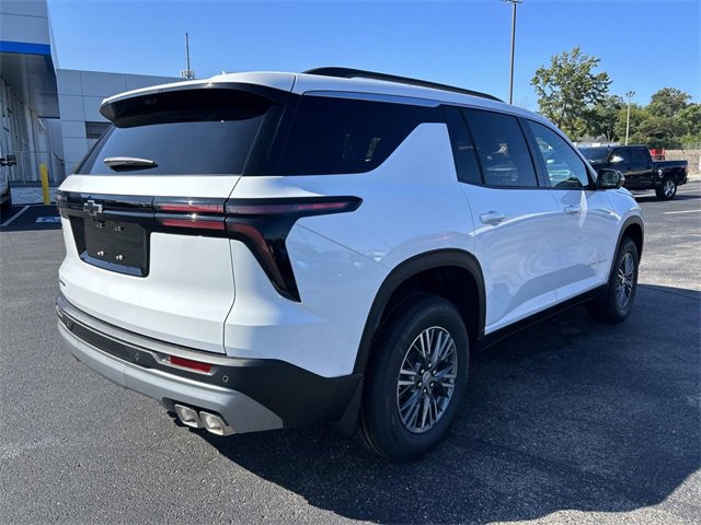 2026 Chevrolet Traverse photo 4