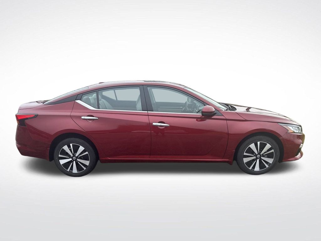 2021 Nissan Altima 2.5 SL photo 2