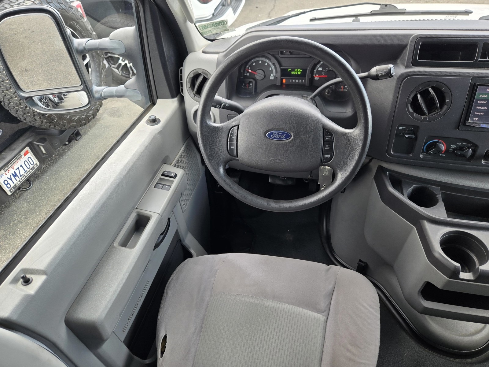 2012 Ford E-250 Cargo photo 13