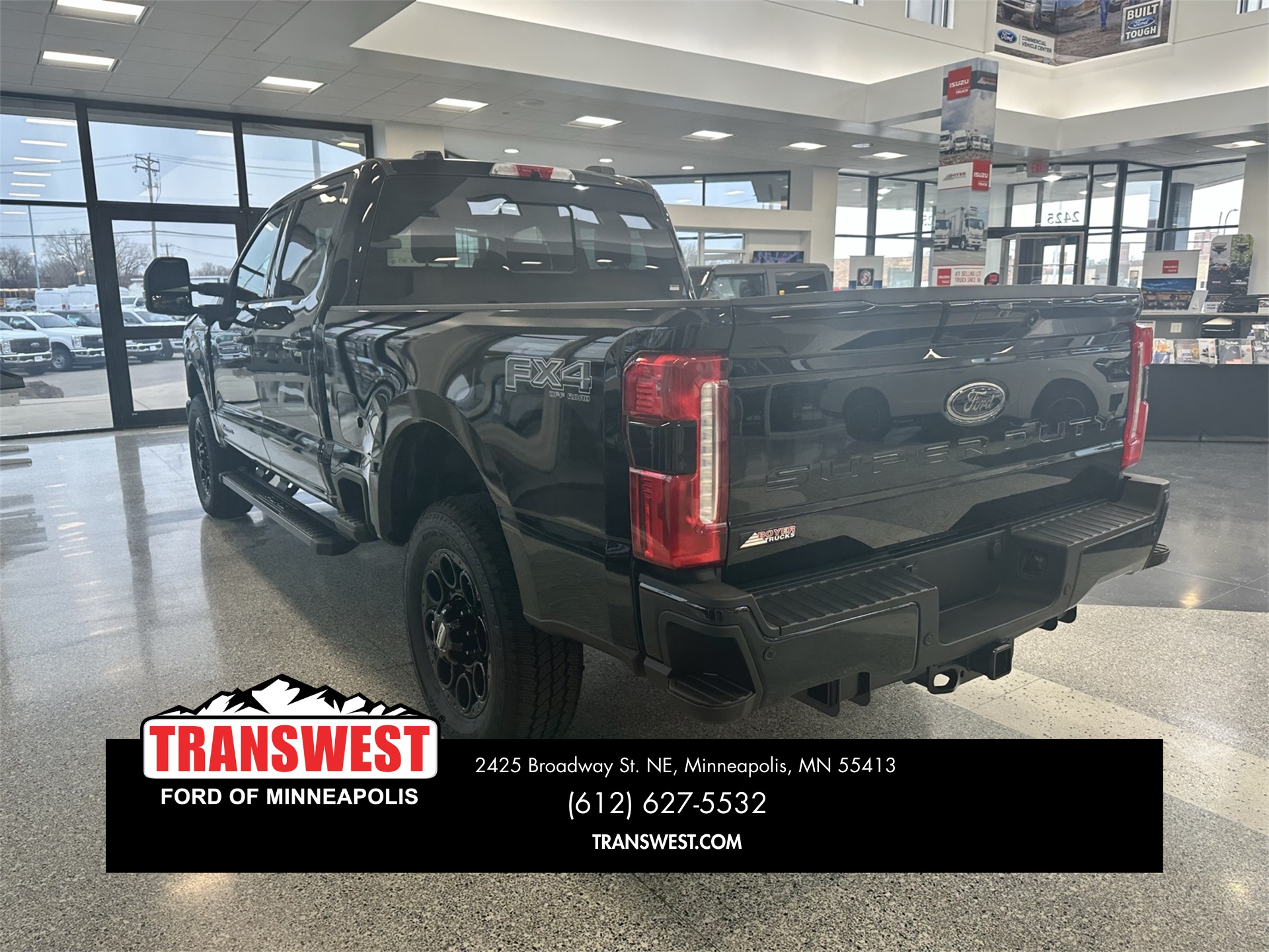 2025 Ford F-350 Lariat photo 3