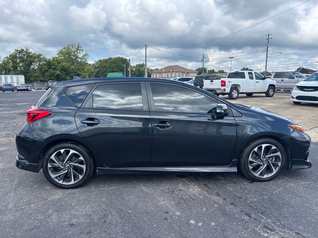2018 Toyota Corolla iM Base photo 2