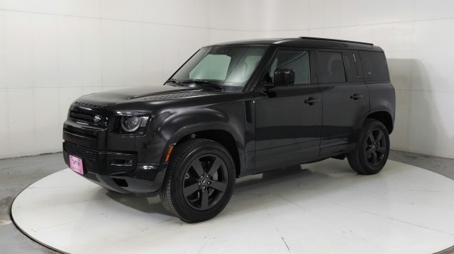 2023 Land Rover Defender X-Dynamic SE