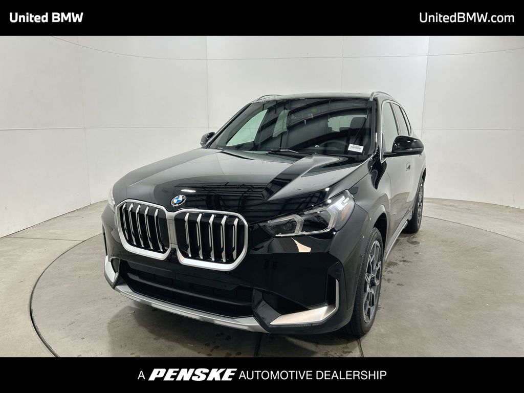 2026 BMW X1 28i's photo