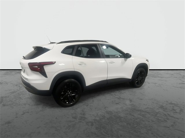 2025 Chevrolet Trax ACTIV photo 9
