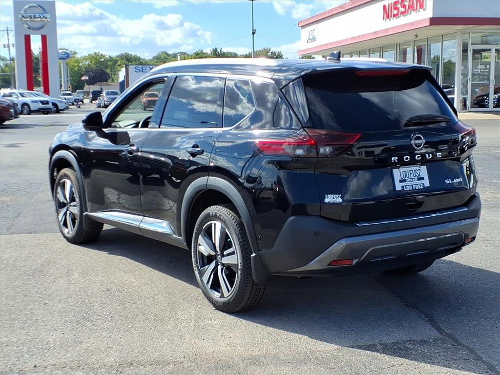 2023 Nissan Rogue SL photo 4