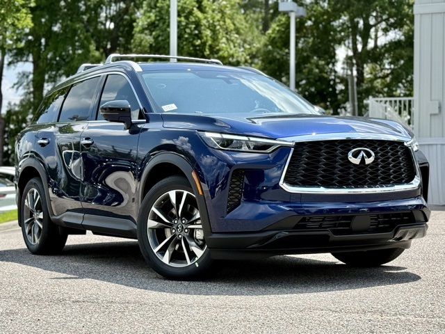 2025 INFINITI QX60 LUXE's photo