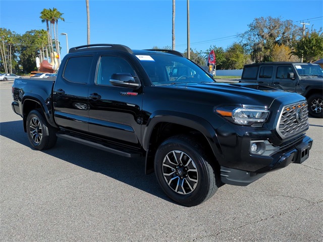 2022 Toyota Tacoma TRD Sport photo 2