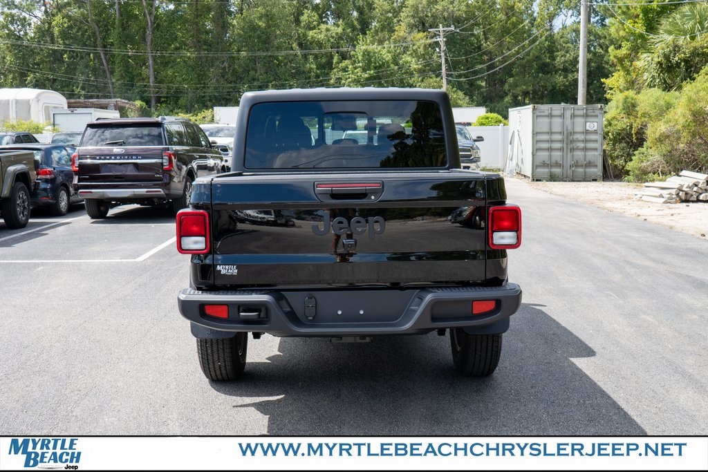 2025 Jeep Gladiator Sport S photo 3