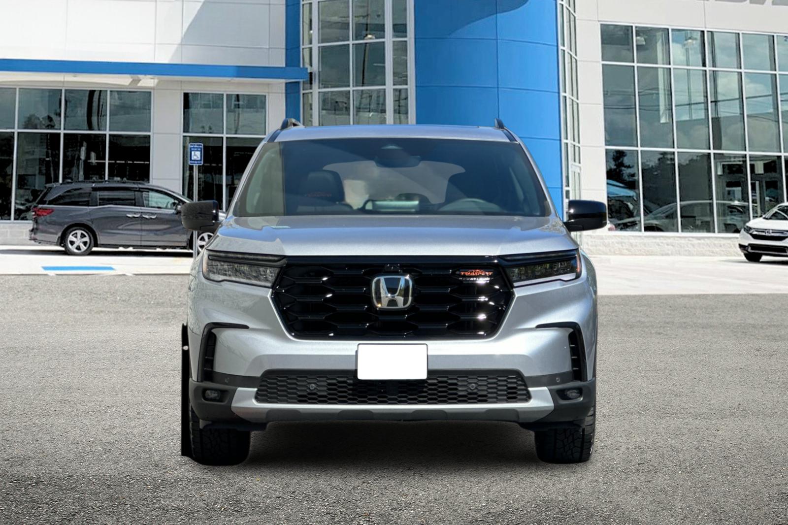 2025 Honda Pilot TrailSport photo 7