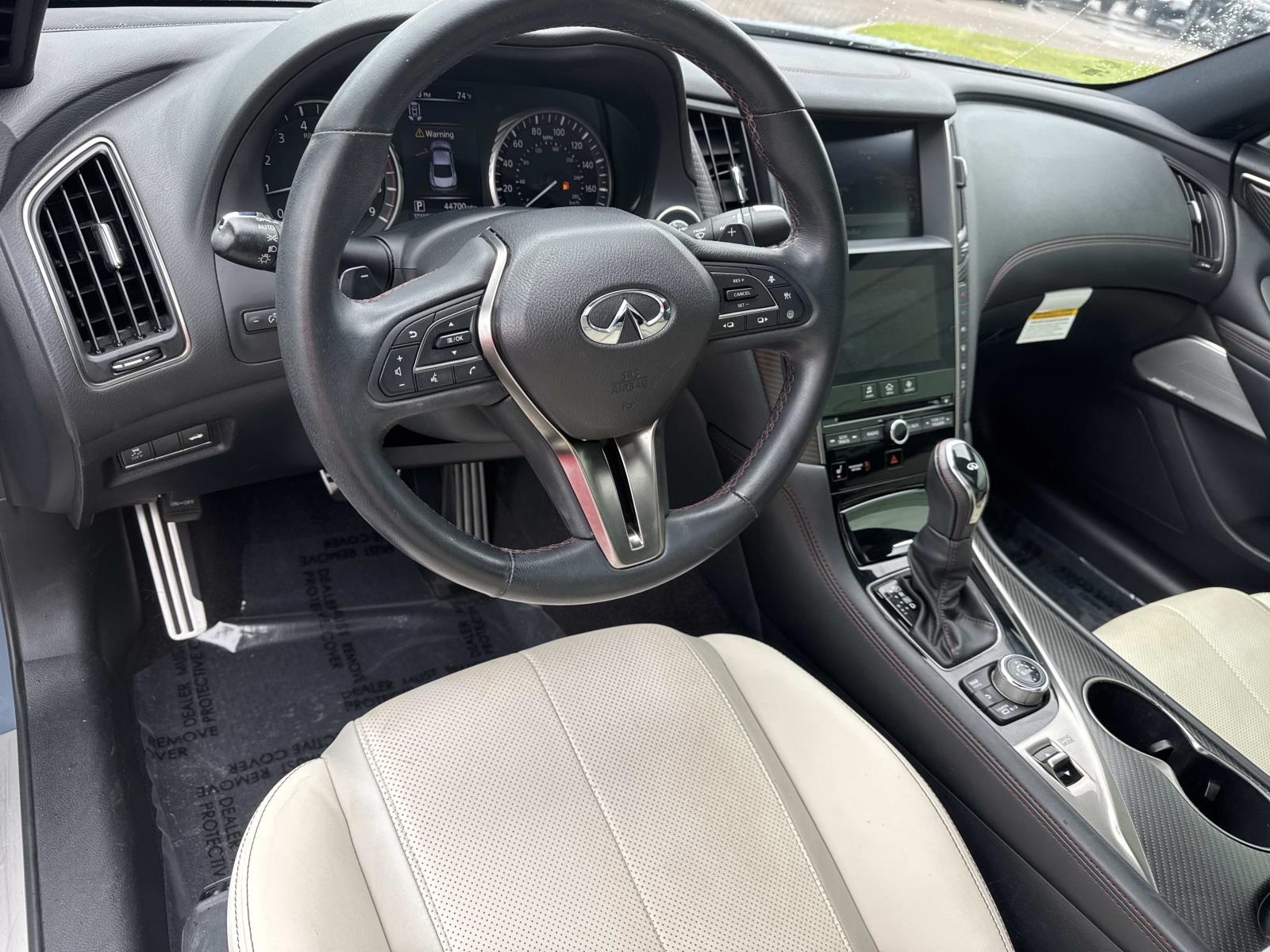 2021 Infiniti Q60 Red Sport 400 photo 17