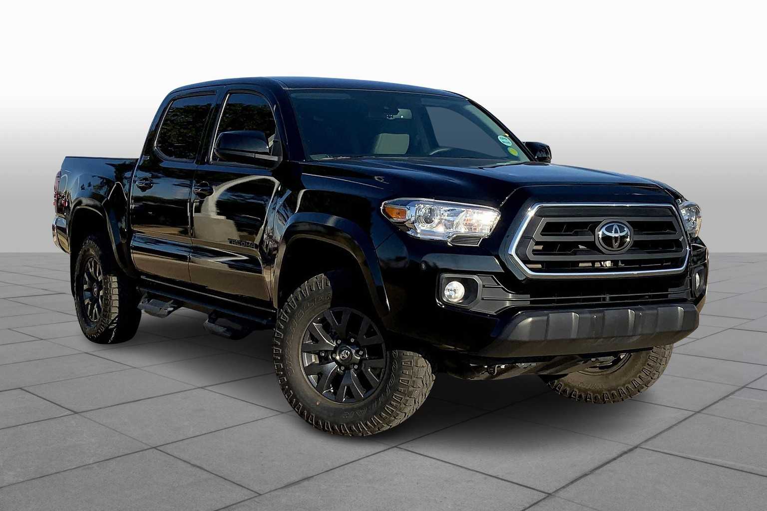 2023 Toyota Tacoma TRD Sport V6 photo 2